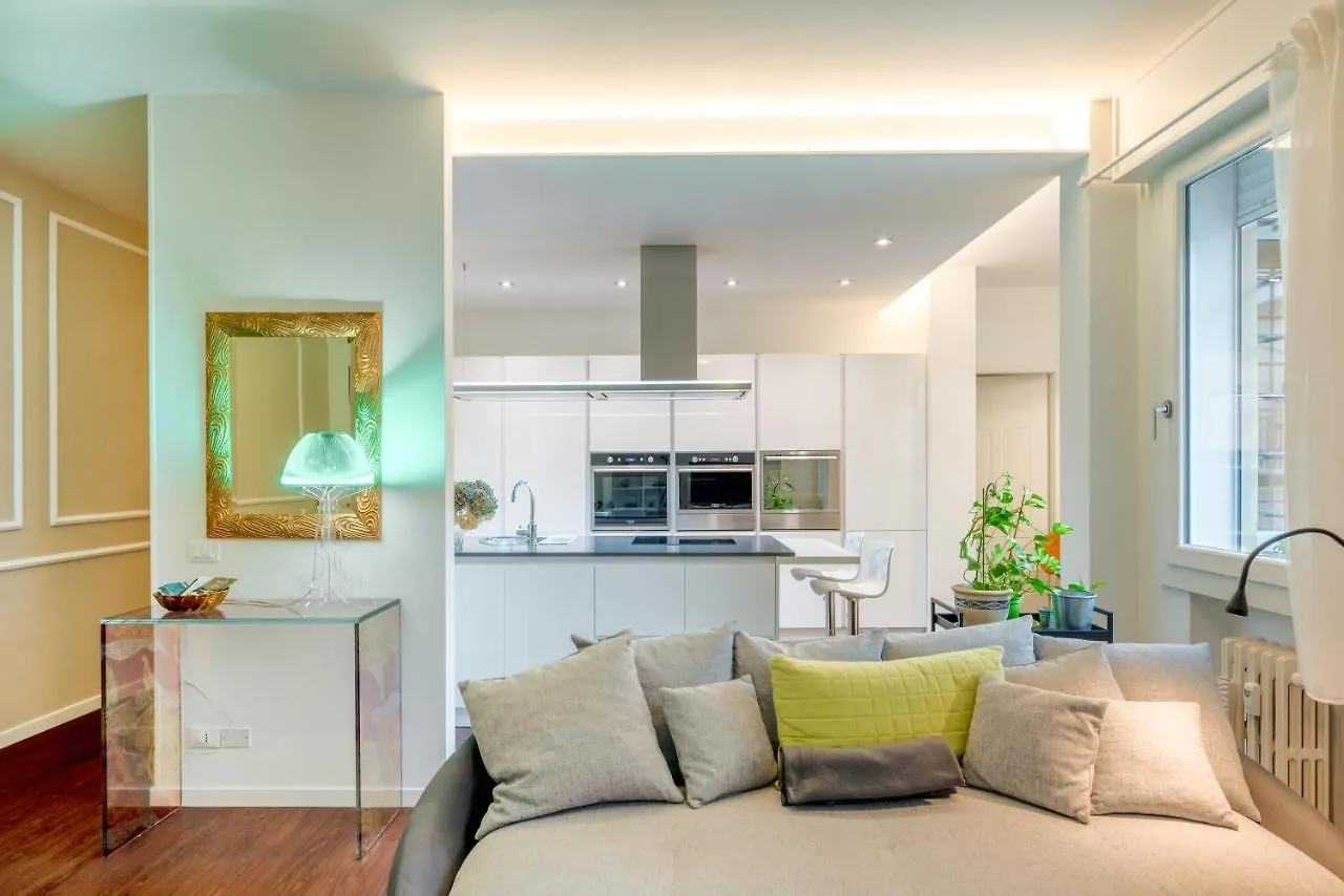 Galleria Eremitani Exclusive Elegant Apartment Padova Italia
